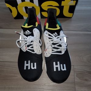 Pharrell's Solar HU Glides M